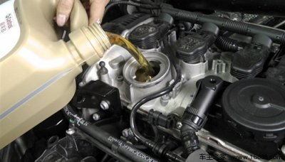 什么車(chē)用什么機(jī)油最合適？